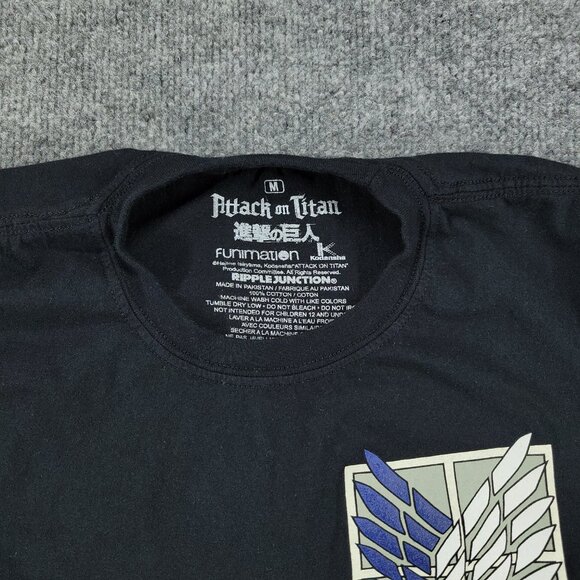 Attack On Titan Shirt Men Medium Black Anime Graphic Tee Crew Neck Short Sleeve - Picture 3 of 13